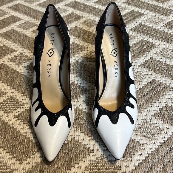 Katy Perry  black and white high heels Size 7 - Picture 1 of 9